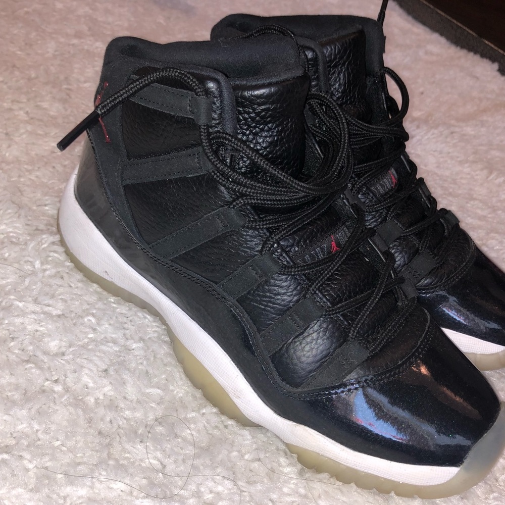 Air Jordan 11 Retro: 72-10